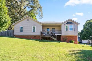2720 Treehouse Lane, Lawrenceville, GA 30044
