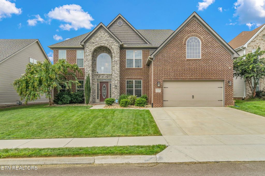 2539 Blackberry Ridge Blvd, Knoxville, TN 37932