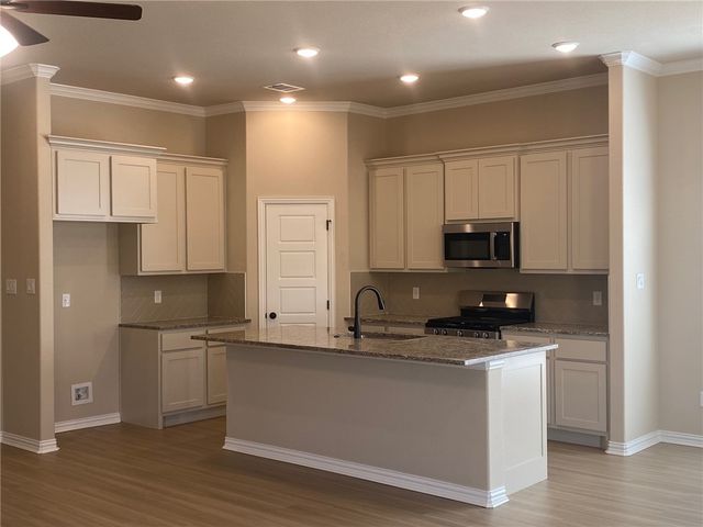 1201 Verona Drive, College Station, TX 77845