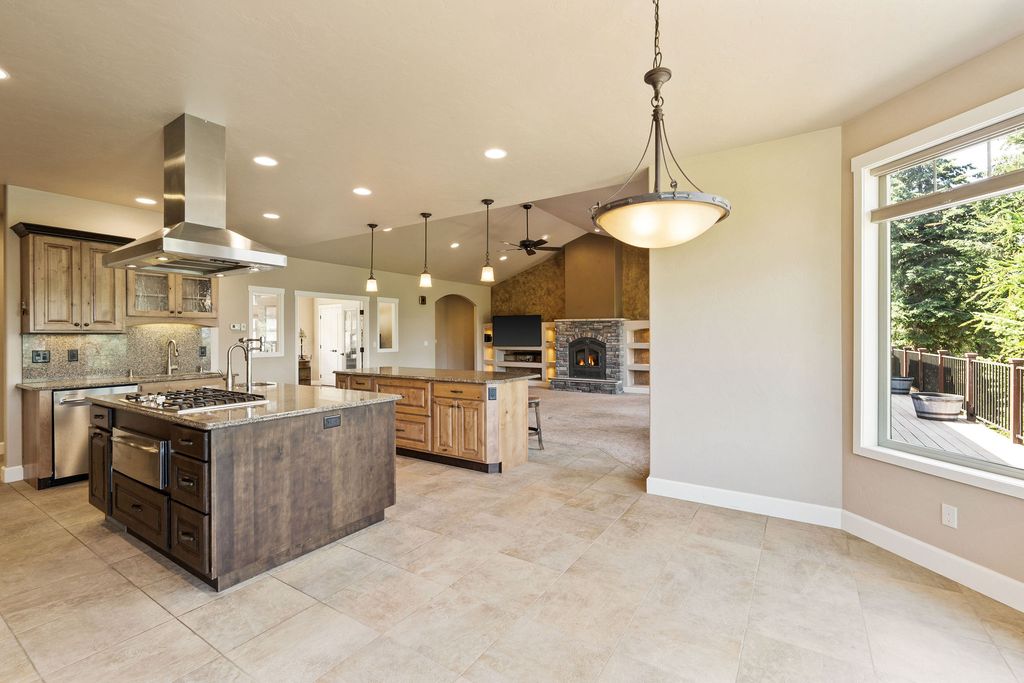 149 Monet Road, Lakeside, MT 59922 photo 13