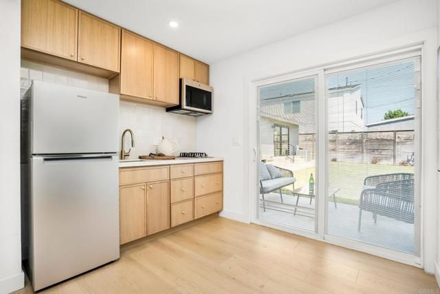 11966 Weir St, Culver City, CA 90230