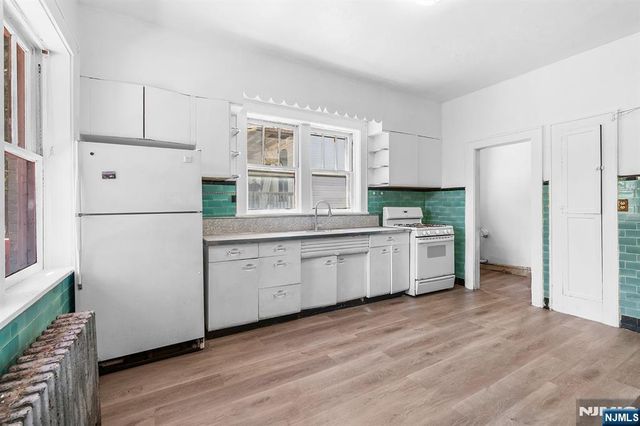 80 Front Street, Paterson, NJ 07522
