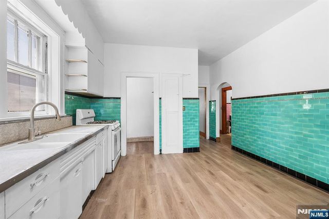 80 Front Street, Paterson, NJ 07522