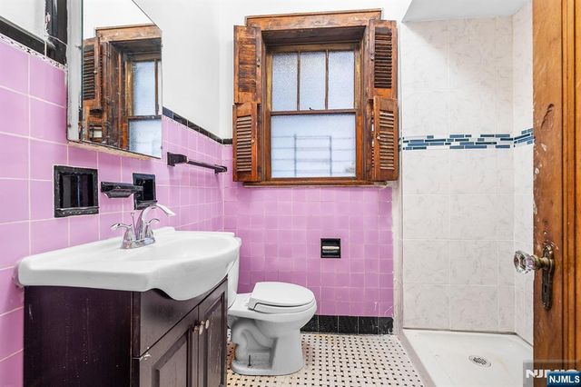 80 Front Street, Paterson, NJ 07522