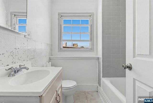 80 Front Street, Paterson, NJ 07522