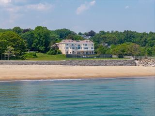 76 Paine Ave, Beverly, MA 01915