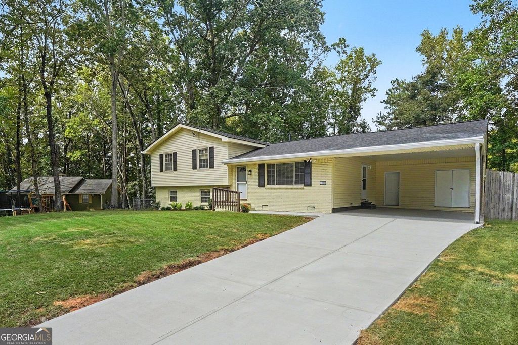 1229 De Leon Court, Clarkston, GA 30021 — photo 5