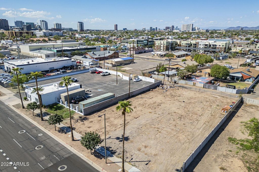 1426 E WASHINGTON Street 19 & 20, Phoenix, AZ 85034