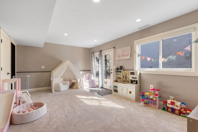 808 3rd Avenue SW, Forest Lake, MN 55025