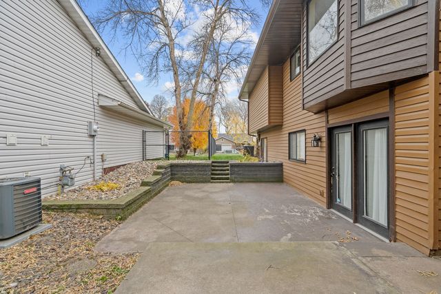 808 3rd Avenue SW, Forest Lake, MN 55025