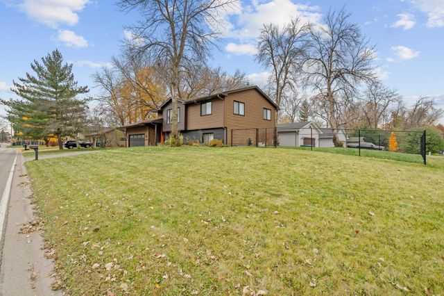 808 3rd Avenue SW, Forest Lake, MN 55025