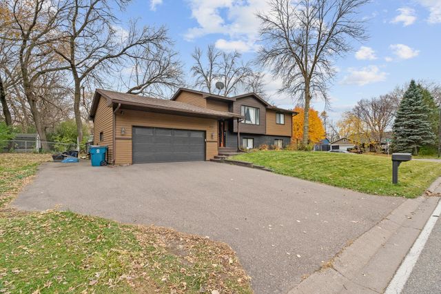 808 3rd Avenue SW, Forest Lake, MN 55025