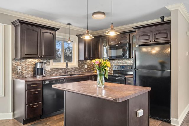 808 3rd Avenue SW, Forest Lake, MN 55025