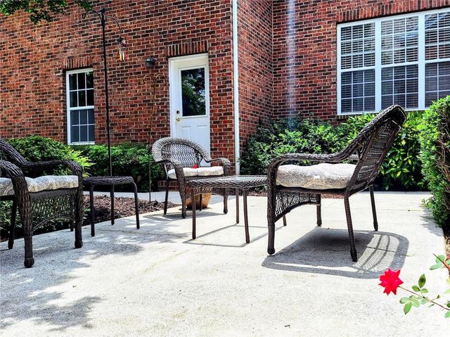 232 Hawthorne Park Avenue, Belmont, NC 28012