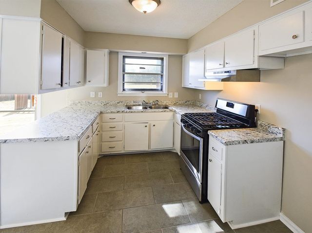 177 E FAIRWAY AVE, Memphis, TN 38109