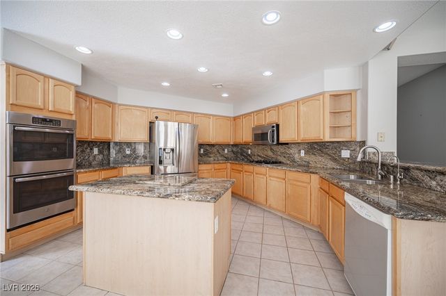 2899 Evergold Drive, Henderson, NV 89074