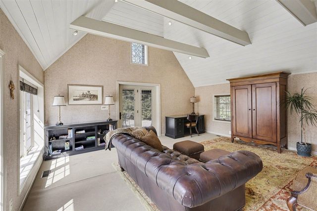 1432 Ardmoor Avenue, Ann Arbor, MI 48103