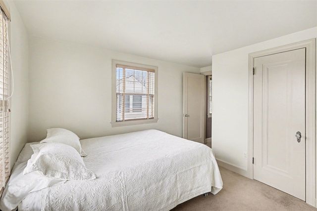 1432 Ardmoor Avenue, Ann Arbor, MI 48103