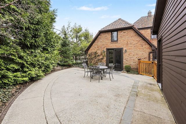 1432 Ardmoor Avenue, Ann Arbor, MI 48103