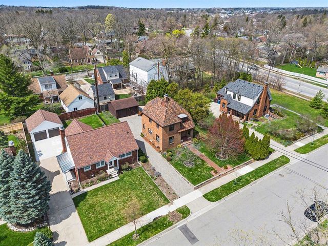 1432 Ardmoor Avenue, Ann Arbor, MI 48103