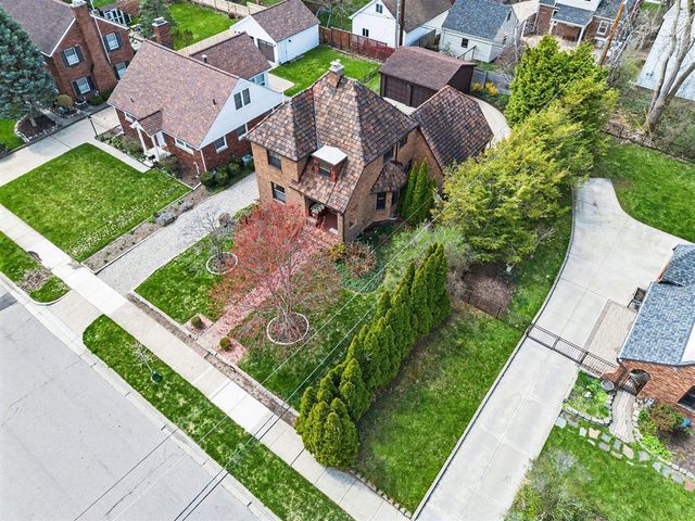 1432 Ardmoor Avenue, Ann Arbor, MI 48103