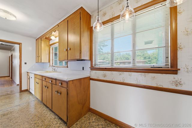 633 N Union Place, Tulsa, OK 74127
