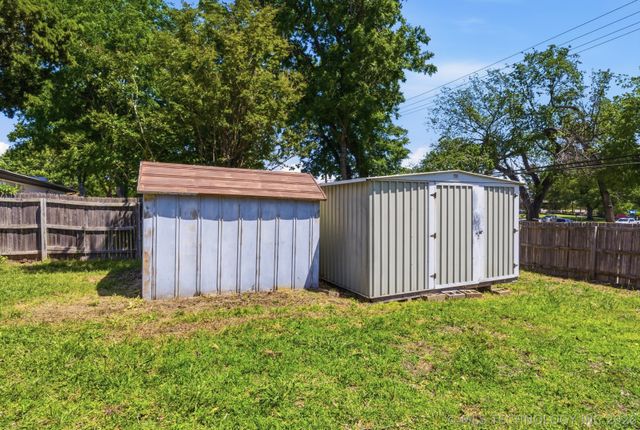 633 N Union Place, Tulsa, OK 74127