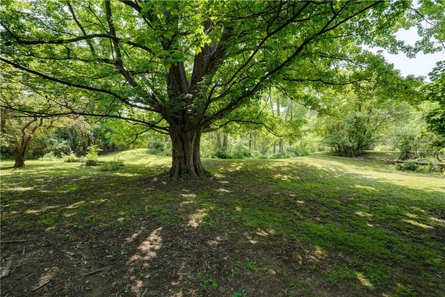 1743 Calkins Road, Pittsford, NY 14534
