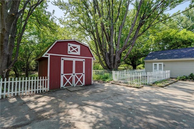 1743 Calkins Road, Pittsford, NY 14534
