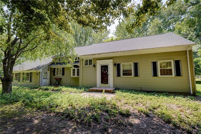 1743 Calkins Road, Pittsford, NY 14534