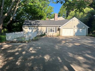 1743 Calkins Road, Pittsford, NY 14534
