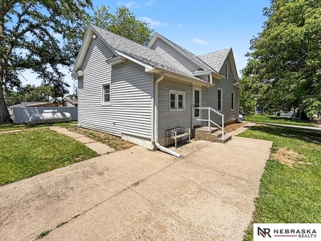 3625 Cedar Street, Davey, NE 68336