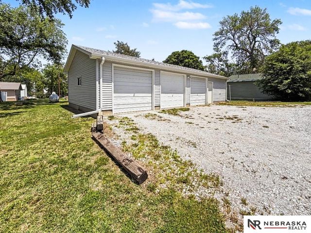 3625 Cedar Street, Davey, NE 68336