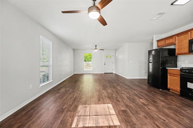 326 S Bell Drive, Texas City, TX 77591