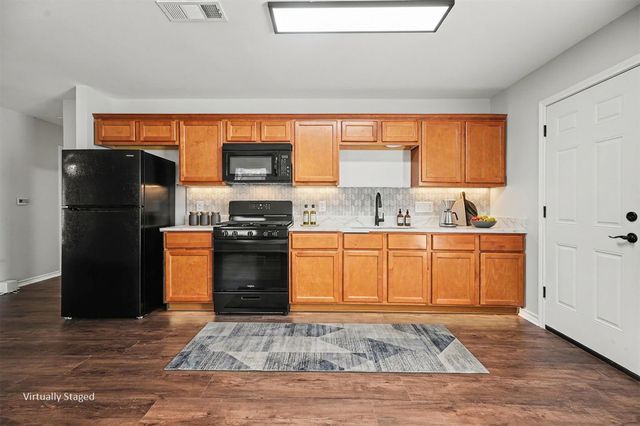 326 S Bell Drive, Texas City, TX 77591