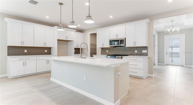 1213 CRESSWIND BOULEVARD, Deland, FL 32724