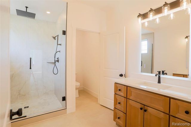 55050 Englewood Drive, Macomb, MI 48042