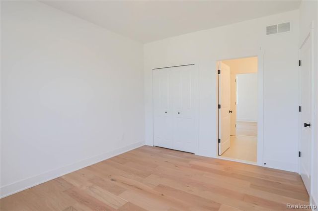 55050 Englewood Drive, Macomb, MI 48042