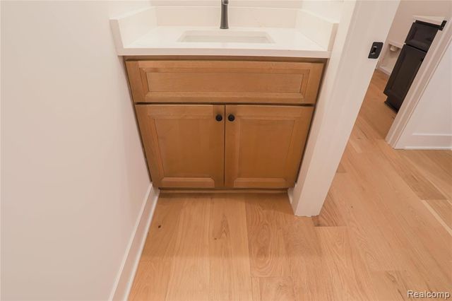 55050 Englewood Drive, Macomb, MI 48042