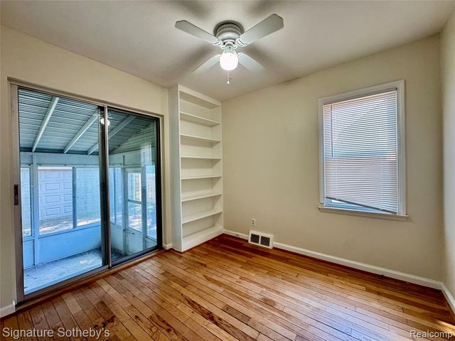 911 S Wilson Avenue, Royal Oak, MI 48067