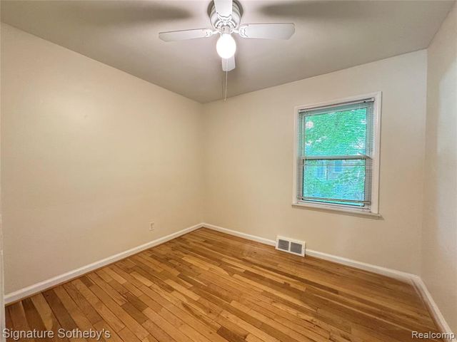 911 S Wilson Avenue, Royal Oak, MI 48067