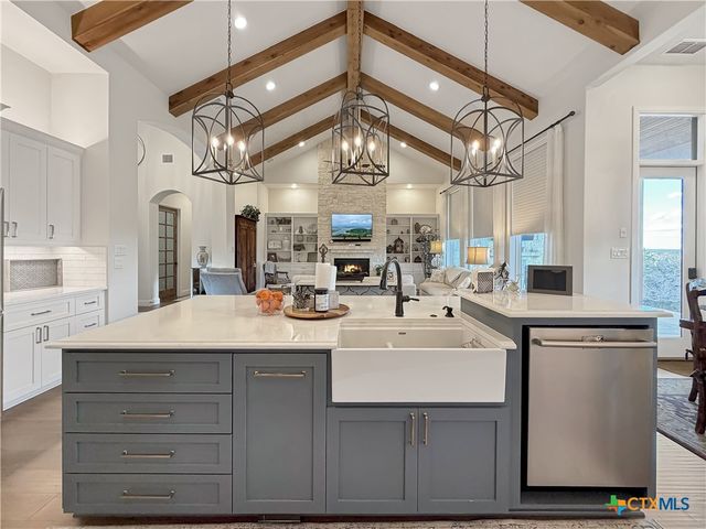 631 Angelica Vista, Canyon Lake, TX 78133