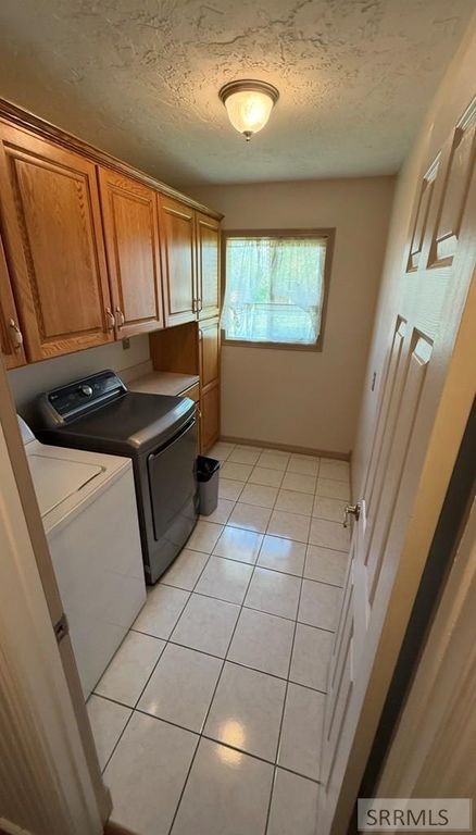 Image 12 of property listing at 3908 E 400 N, Rigby, ID 83442