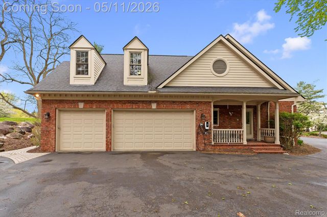 2972 Heron Place, Bloomfield Hills, MI 48302