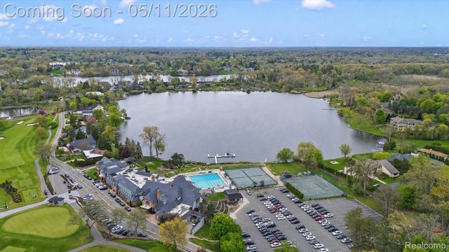 2972 Heron Place, Bloomfield Hills, MI 48302