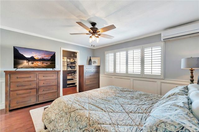 107 Yorktown Lane, Costa Mesa, CA 92626