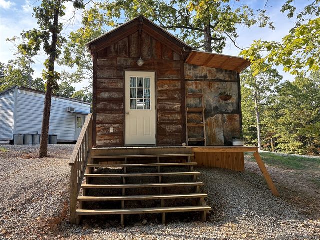 25 MC 6047, Yellville, AR 72687