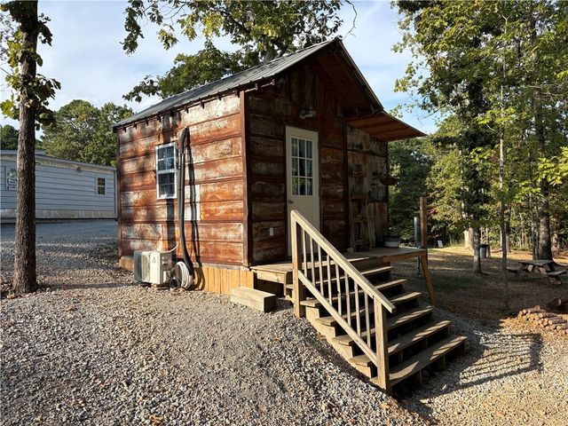 25 MC 6047, Yellville, AR 72687