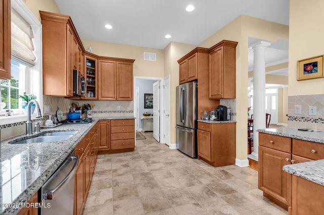 163 Bayville Way, Waretown, NJ 08758