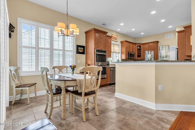 163 Bayville Way, Waretown, NJ 08758